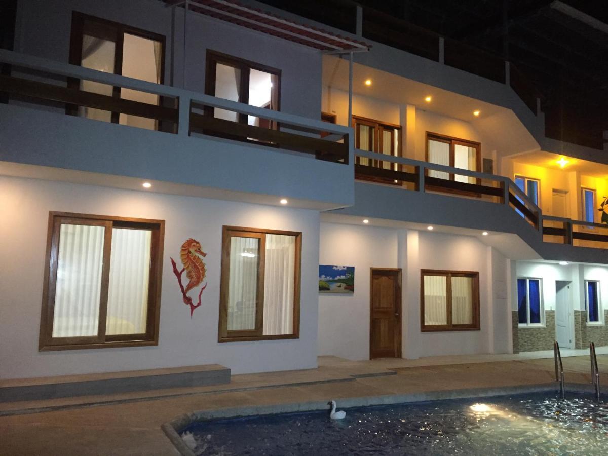 Galapagos Isabela Hotel Loja 푸에르토빌라밀 외부 사진