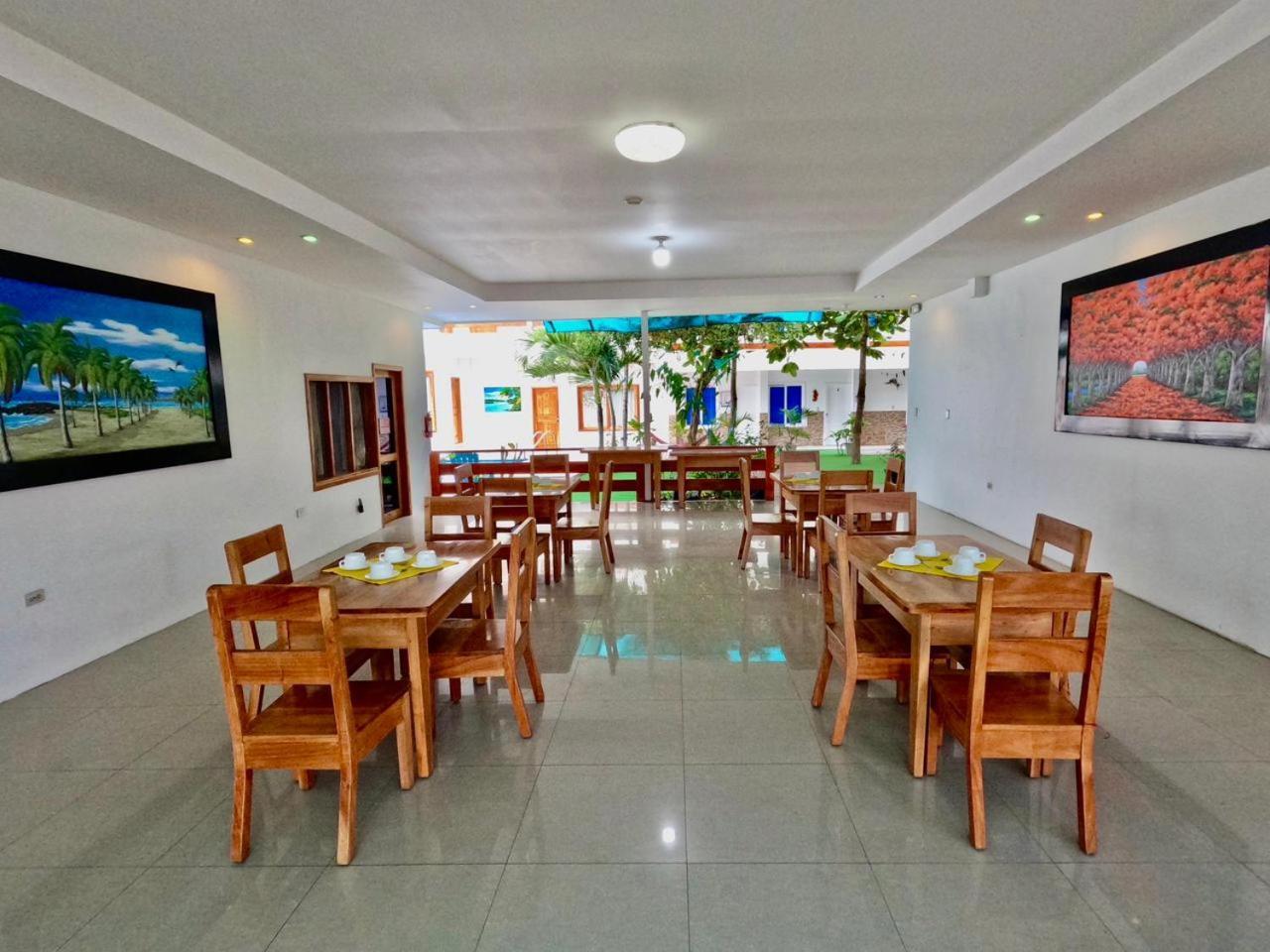Galapagos Isabela Hotel Loja 푸에르토빌라밀 외부 사진