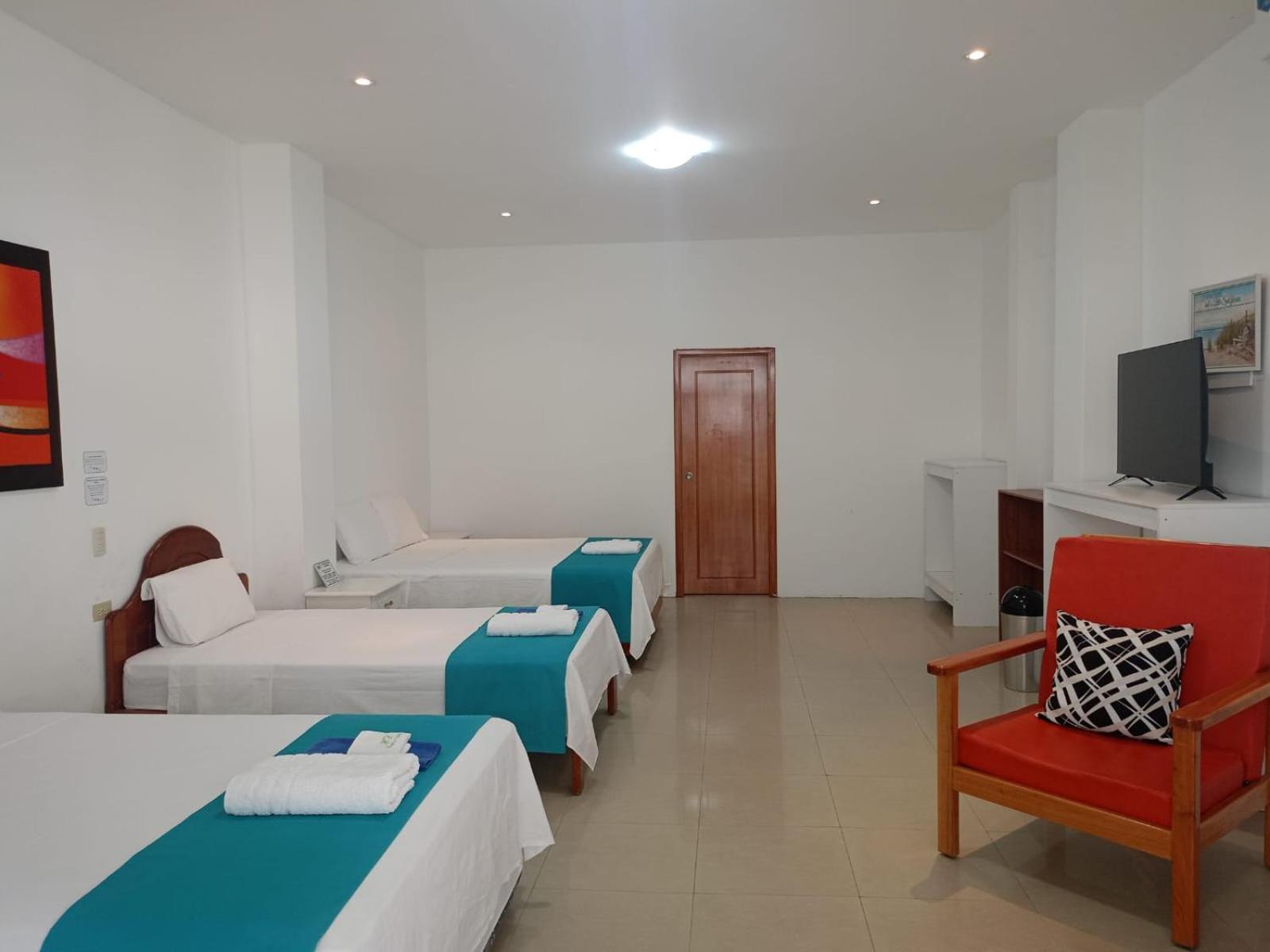 Galapagos Isabela Hotel Loja 푸에르토빌라밀 외부 사진