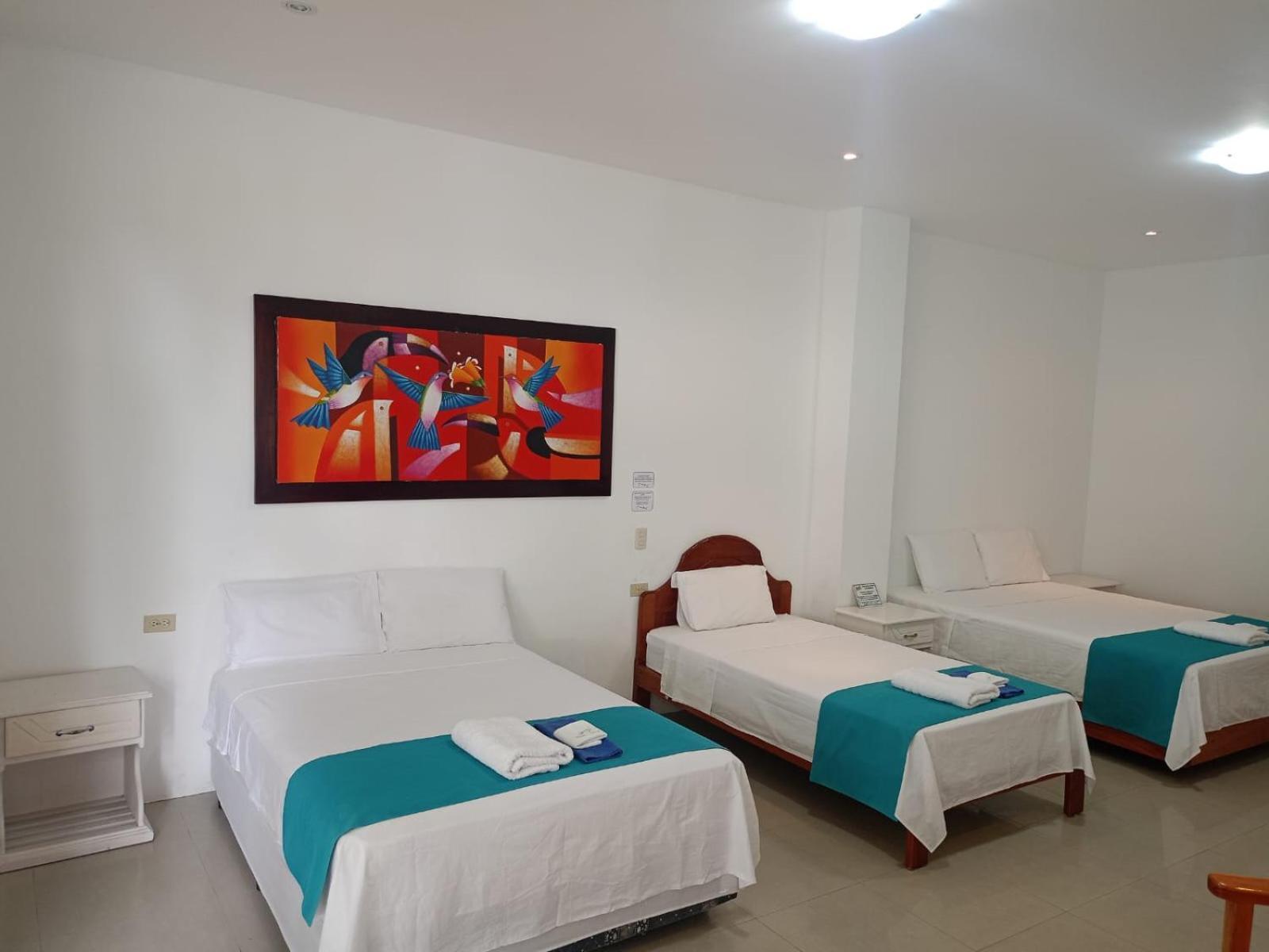 Galapagos Isabela Hotel Loja 푸에르토빌라밀 외부 사진