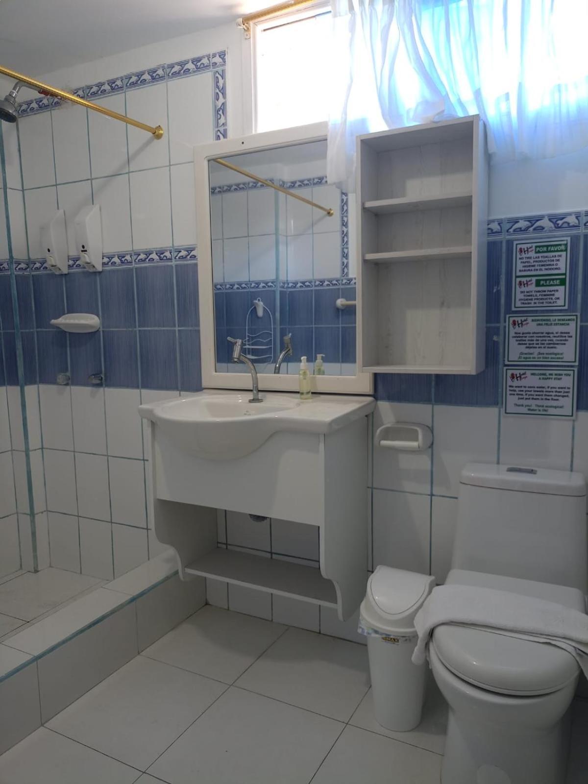 Galapagos Isabela Hotel Loja 푸에르토빌라밀 외부 사진